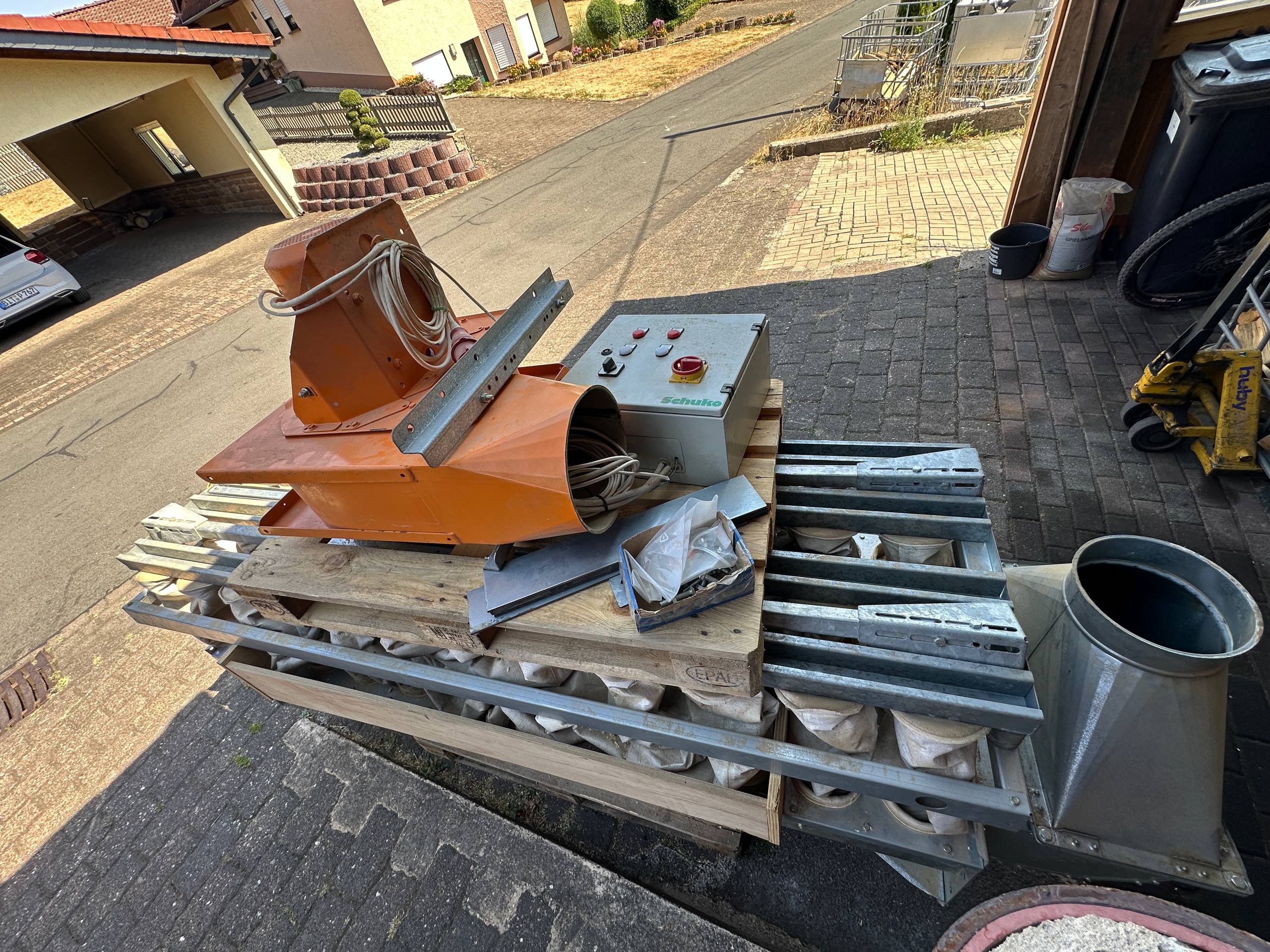 SCHUKO Absauganlage mit 250er Gebläse – Bild 5