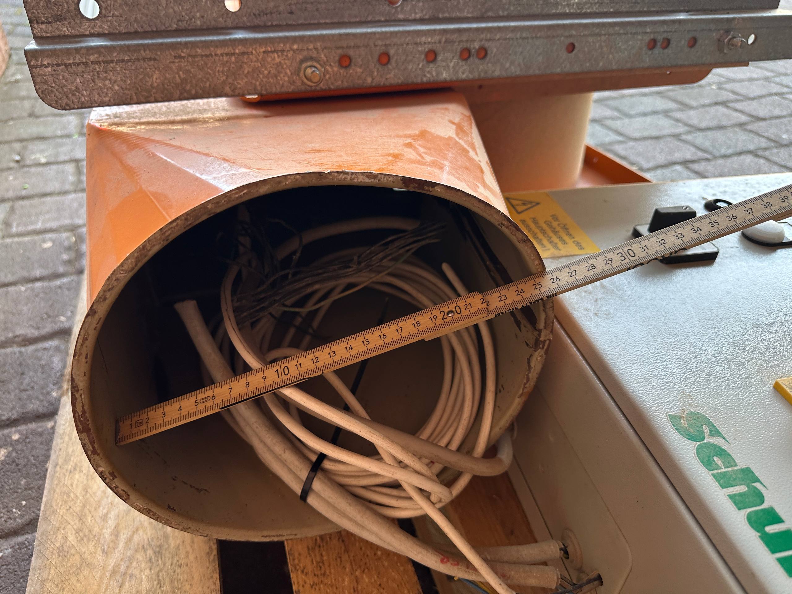 SCHUKO Absauganlage mit 250er Gebläse – Bild 12