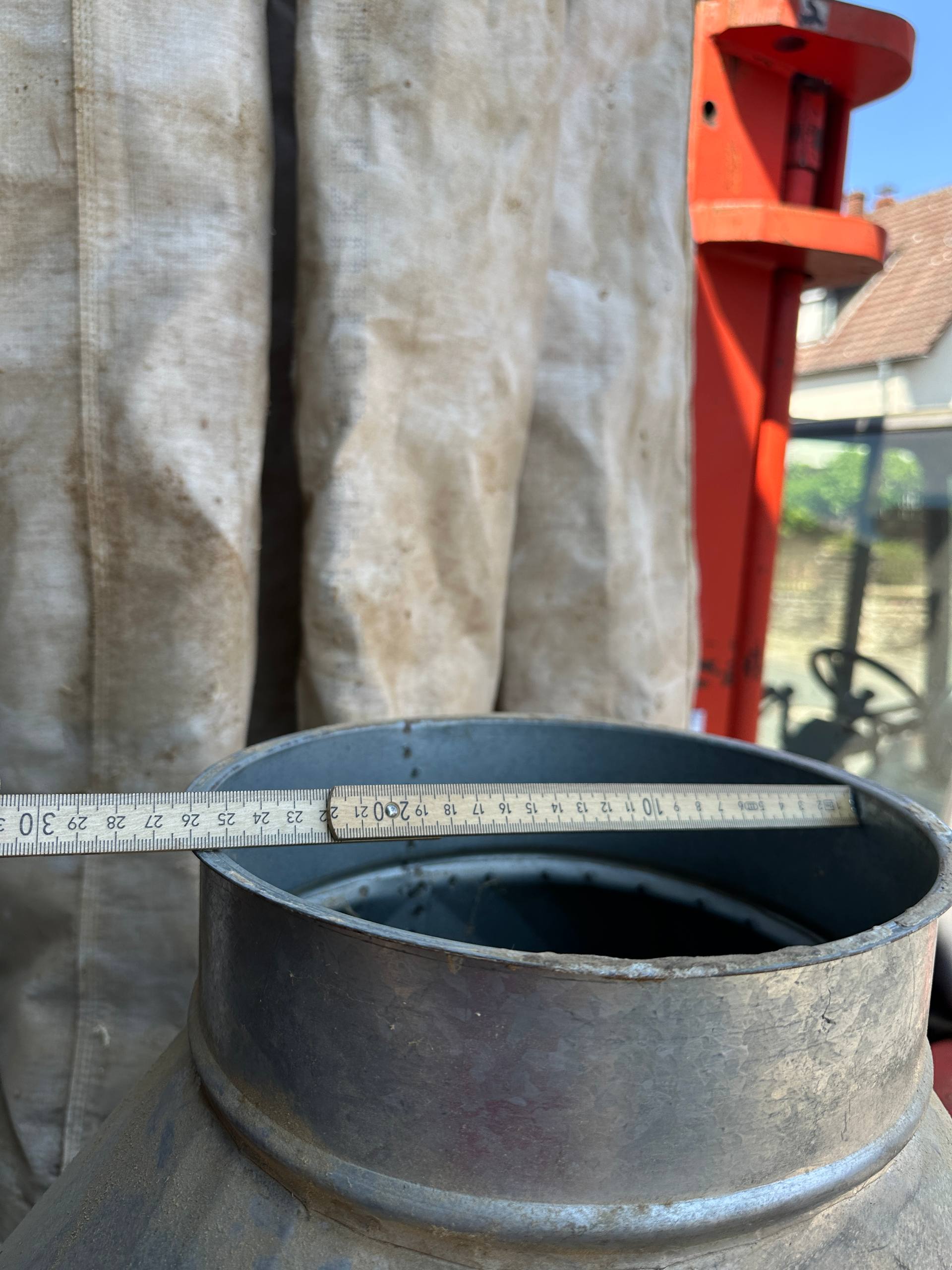 SCHUKO Absauganlage mit 250er Gebläse – Bild 13