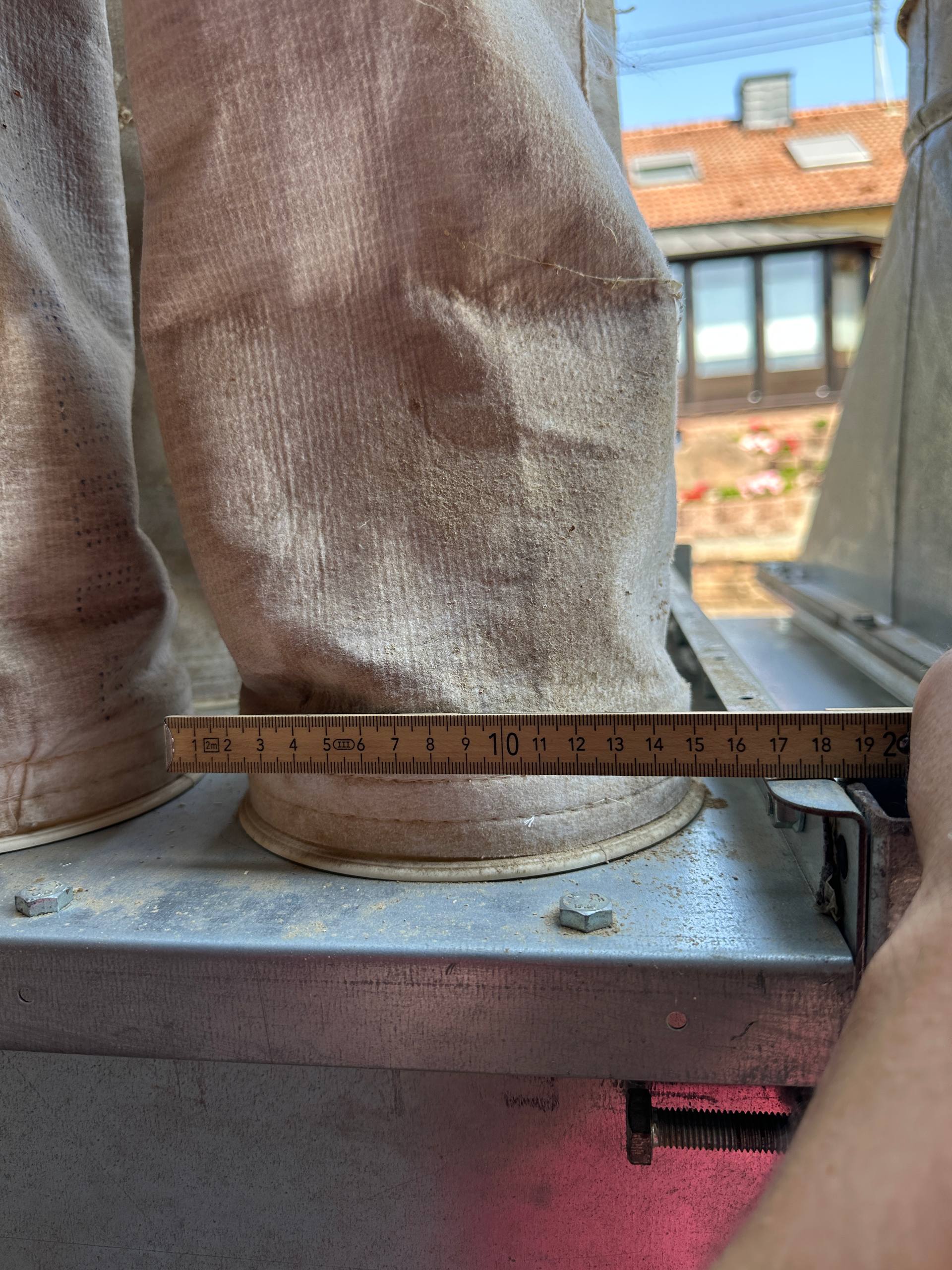 SCHUKO Absauganlage mit 250er Gebläse – Bild 14