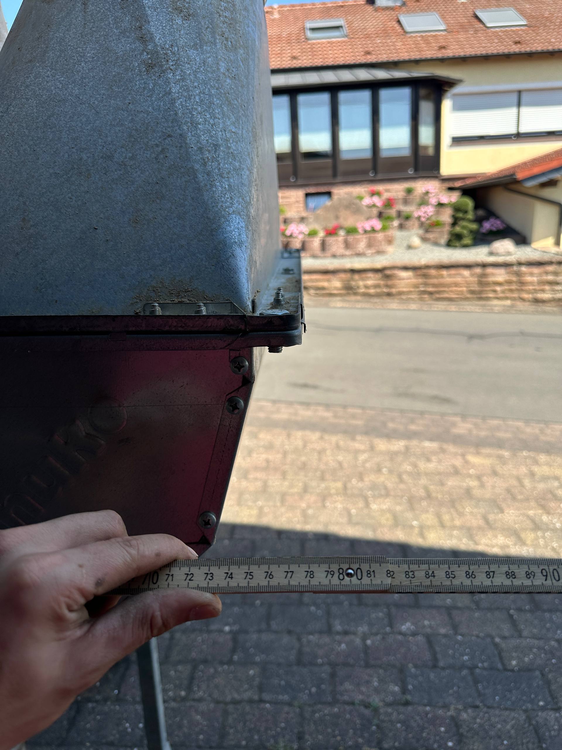 SCHUKO Absauganlage mit 250er Gebläse – Bild 18