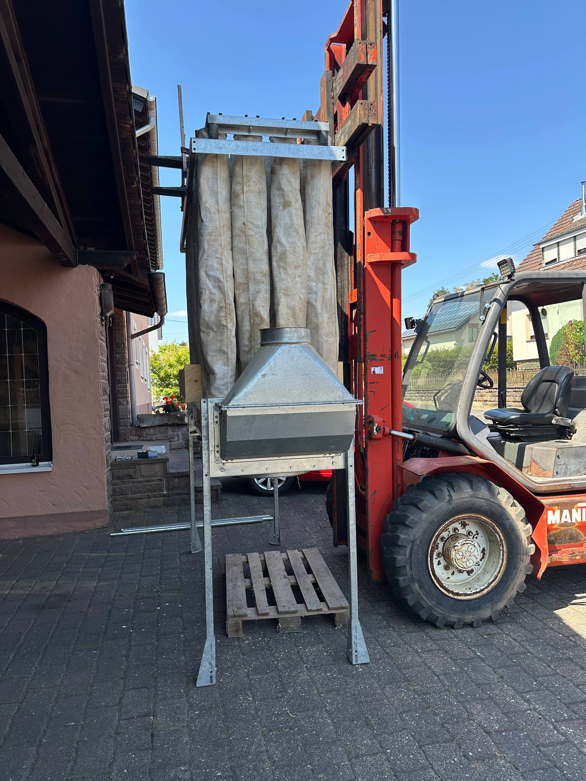 SCHUKO Absauganlage mit 250er Gebläse – Bild 22