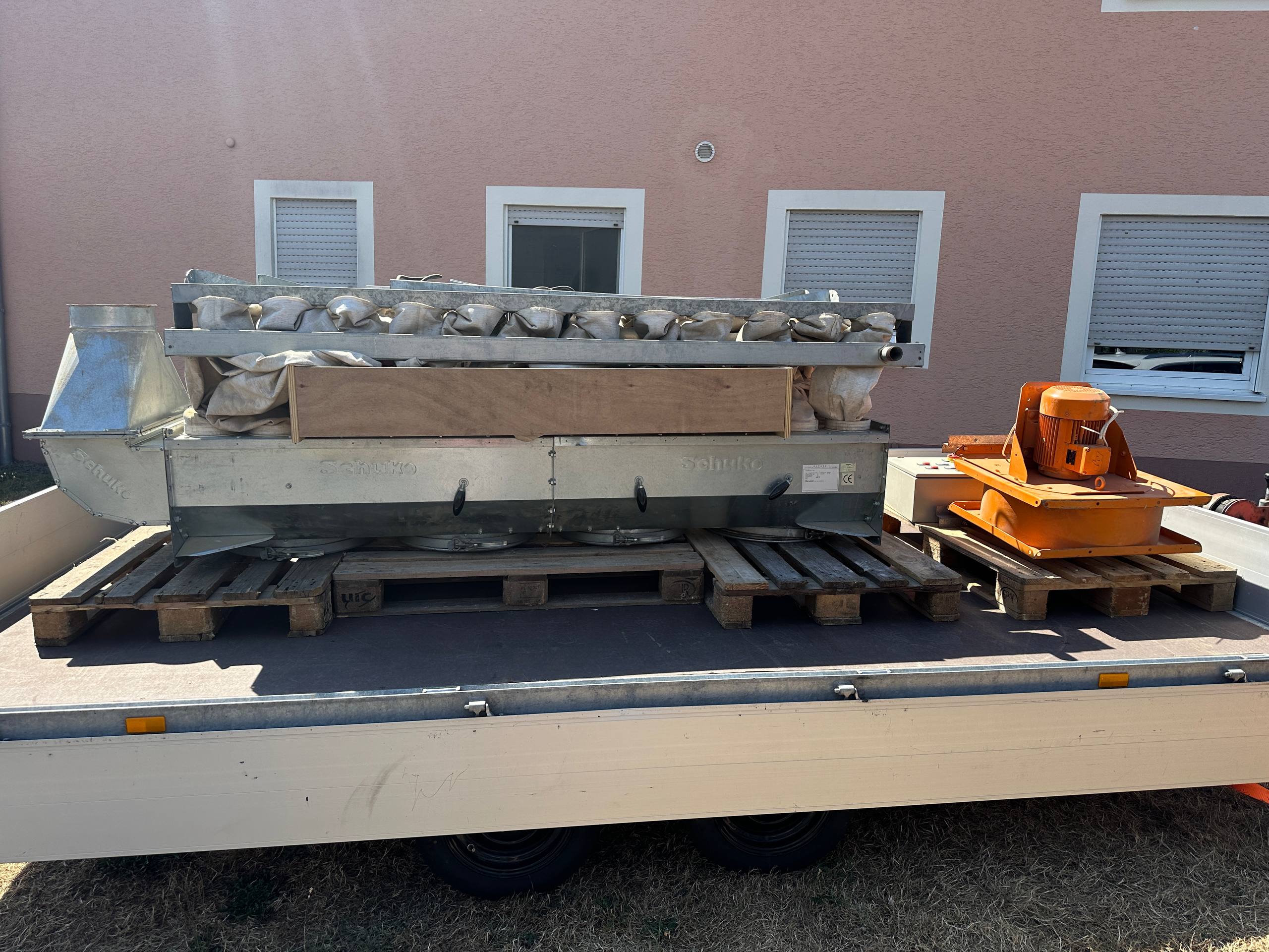 SCHUKO Absauganlage mit 250er Gebläse – Bild 35